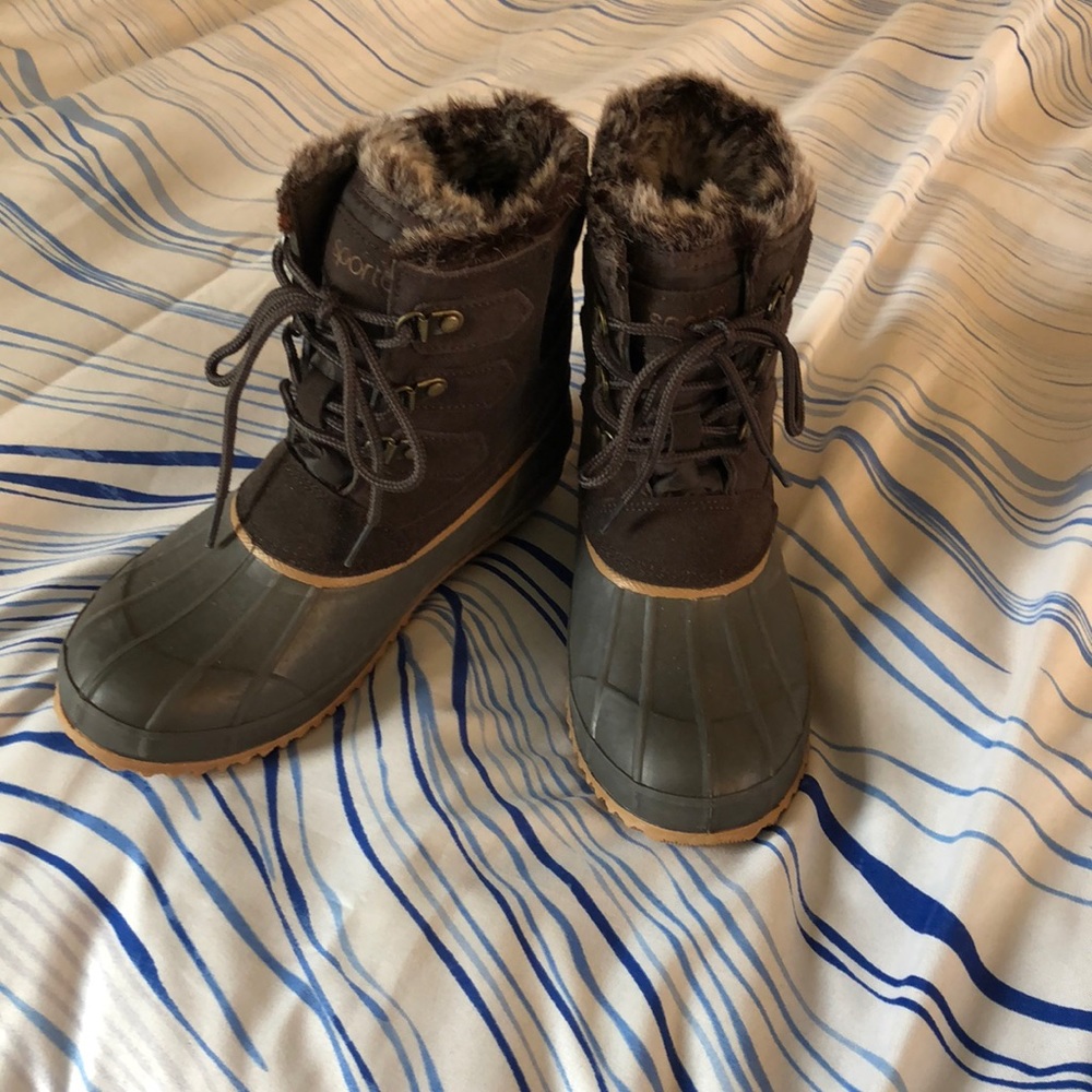 Fuzzy Winter Boots